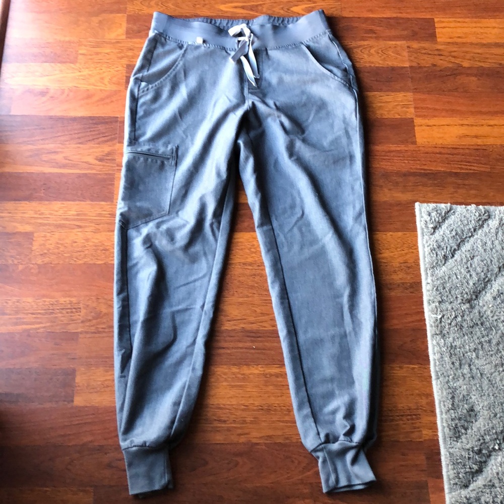 Women’s scrub pants